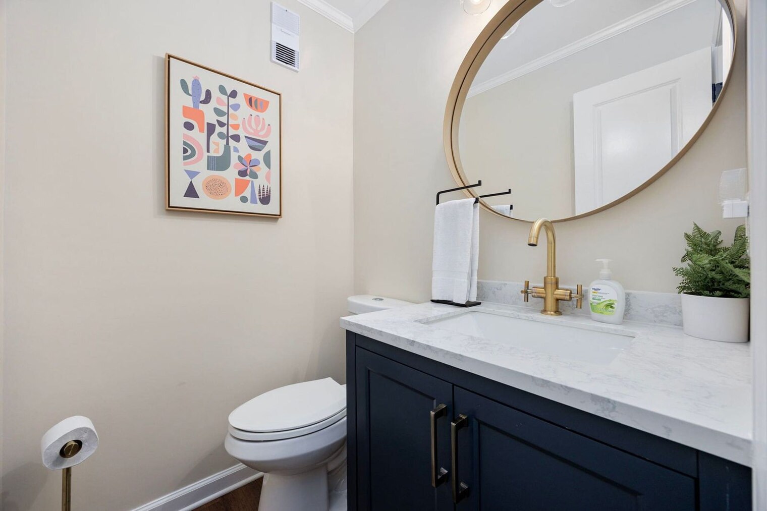 Building Photo - 824 N Waccamaw Dr