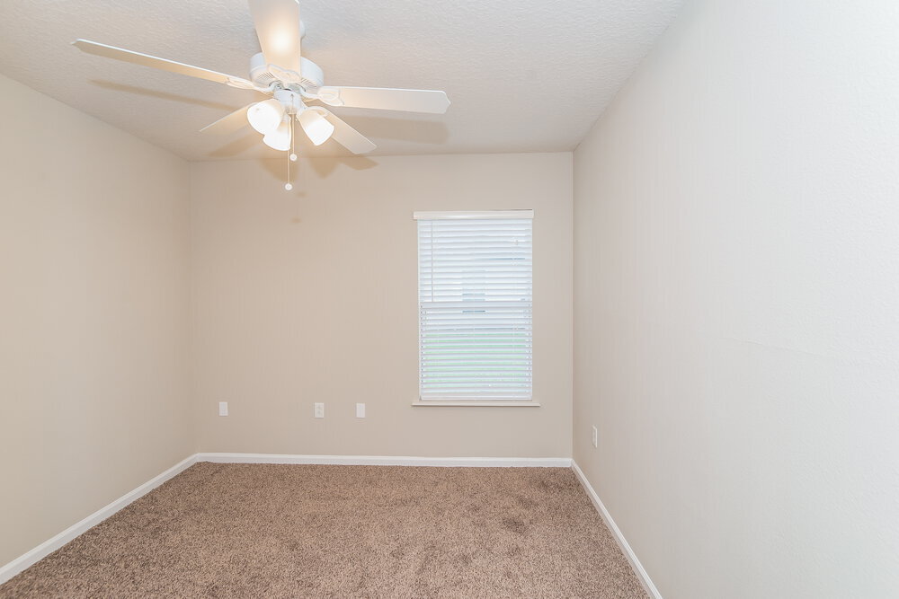Building Photo - 1071 Collinswood Dr W