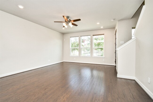 Building Photo - 18225 Crystal Knoll Dr