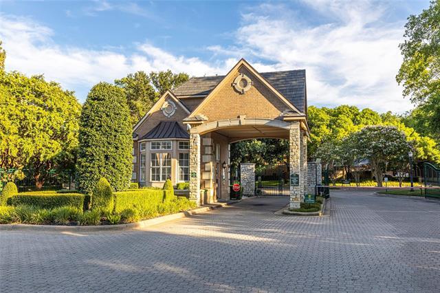 Building Photo - 17431 Woods Edge Dr