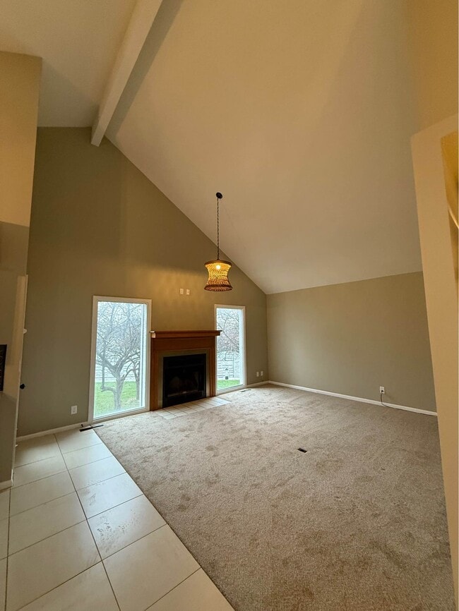 Building Photo - 6735 S 153rd Cir