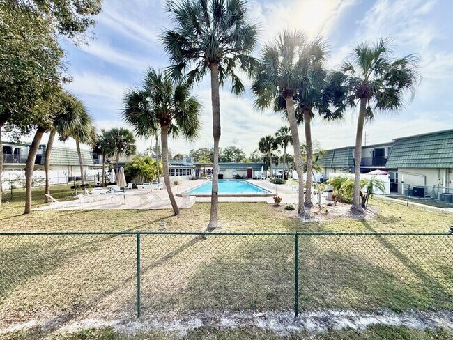 Building Photo - 1799 N Highland Ave