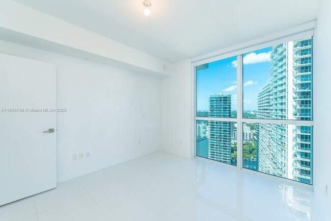 Building Photo - 1080 Brickell Ave