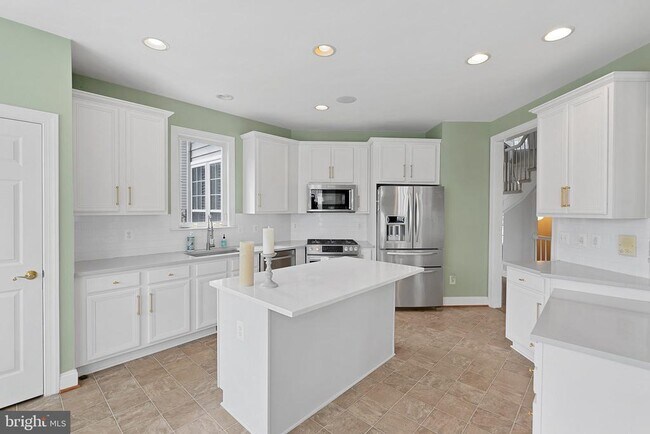 Building Photo - 24954 Calcite Pl