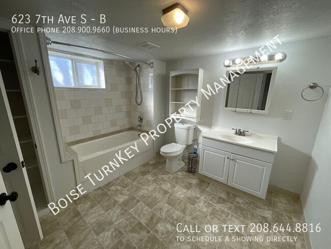 Building Photo - 2 Bed 1 Bath Basement Unit w/ Flex Space! ...