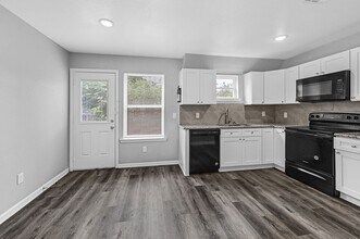 Building Photo - Charming 3-Bedroom Home in the Heart of Conroe