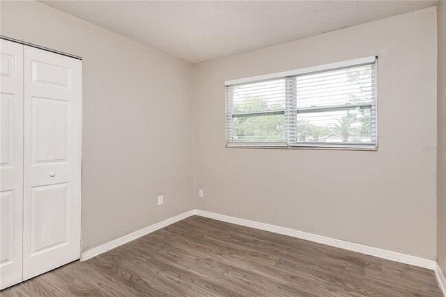 Building Photo - 2409 Straker Ct