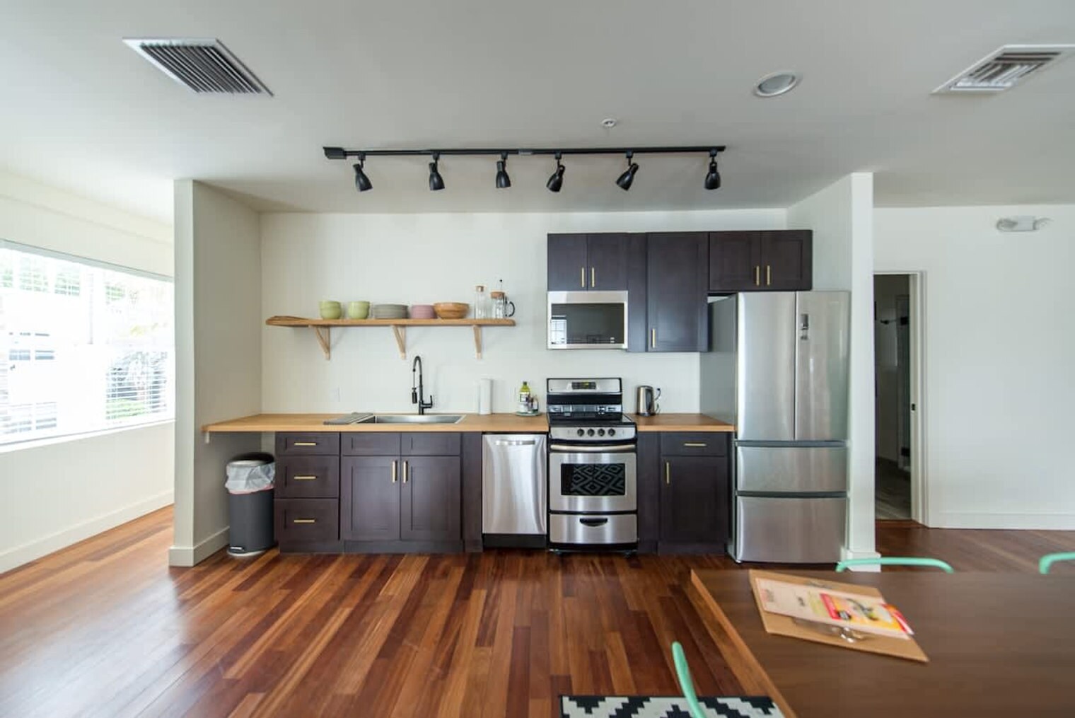 Building Photo - 747 4th St