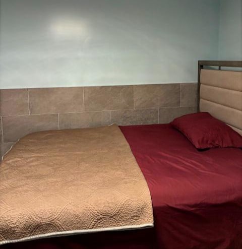 Building Photo - 41 Cedar St