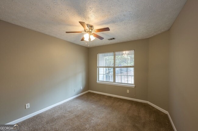 Building Photo - 4838 Westridge Dr