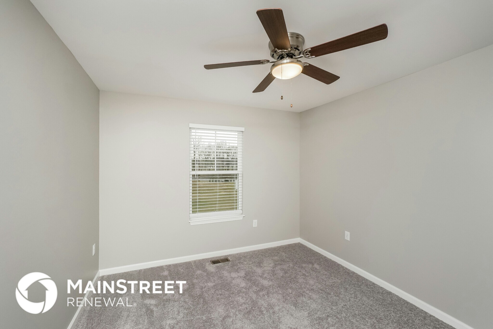 Building Photo - 2095 Paddle Wheel Dr