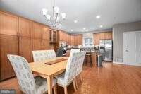 Building Photo - 568 Marina Landing Ln