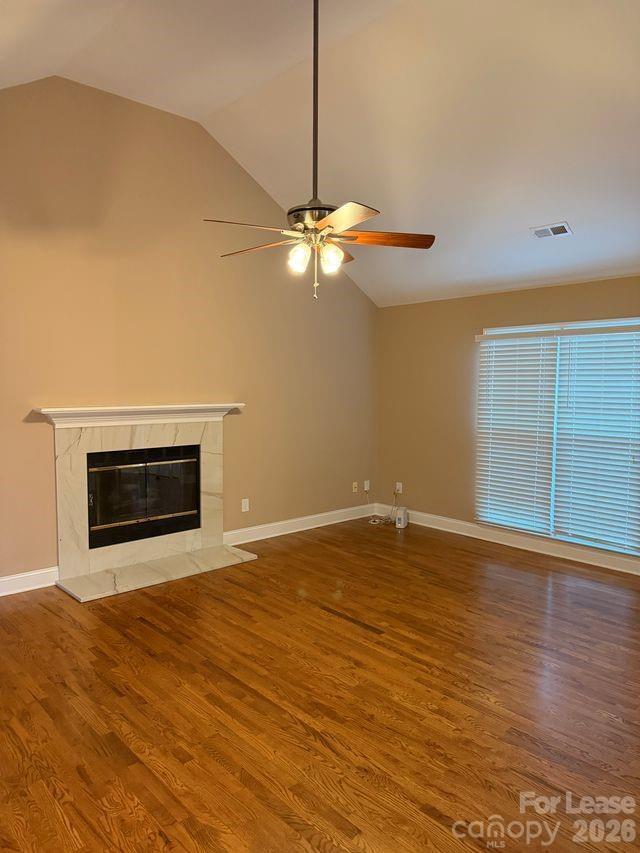 Building Photo - 9015 Carastan Dr