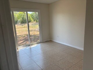 Building Photo - 28 Spring Loop Cir