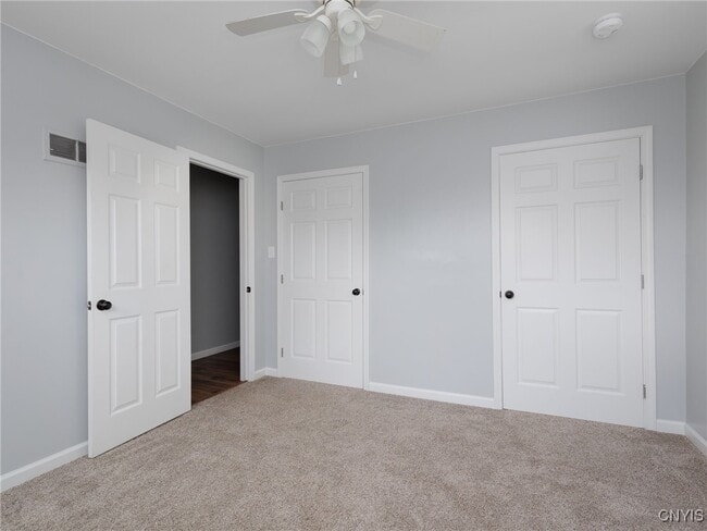 Building Photo - 20201 Overlook Dr