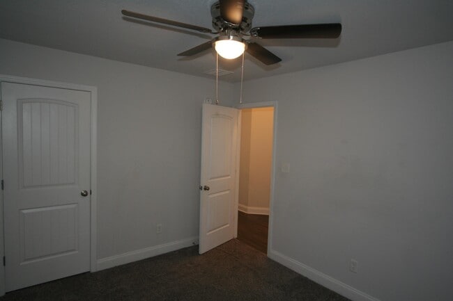 Building Photo - 3506 Sabra Ln
