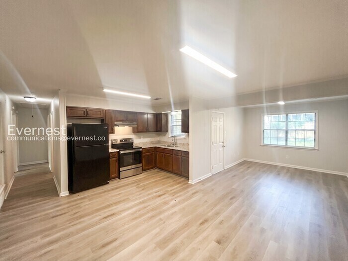 Building Photo - 8328 Dottley Dr