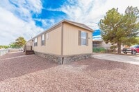 Building Photo - Incredible 3 bedroom, 1 1/2 bath mobile ho...