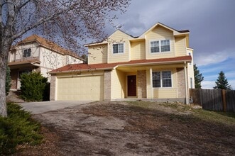 Building Photo - 7565 Hickorywood Dr