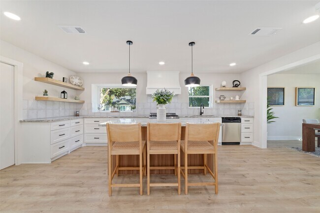 Building Photo - 9902 Hornpipe Ln