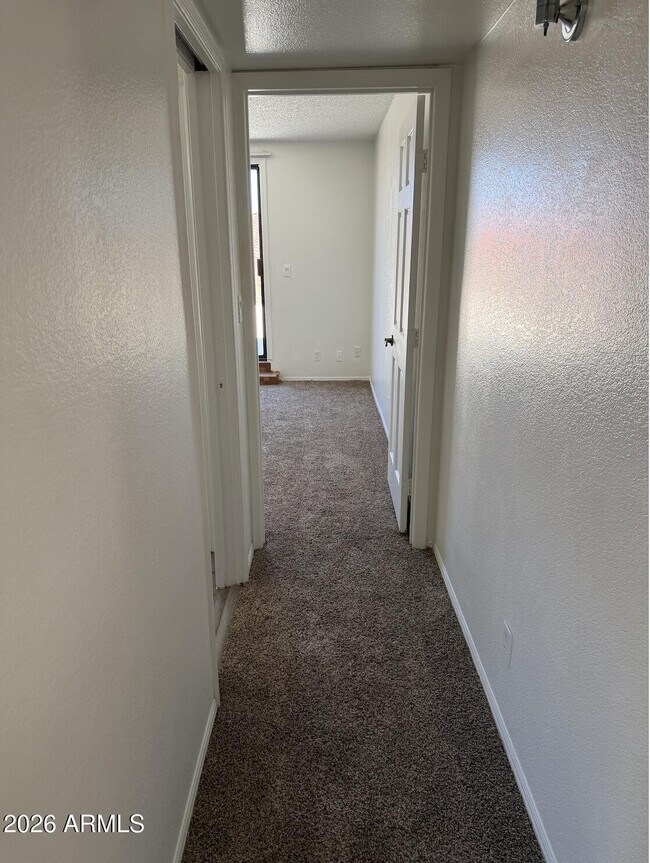 Building Photo - 2848 E Brown Rd