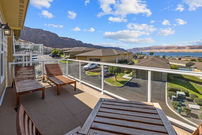 Building Photo - 9287 Riverview Way NW