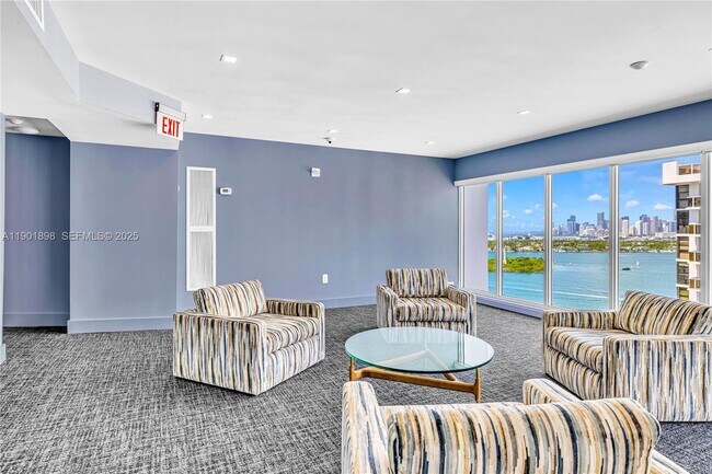 Building Photo - 11 Island Ave