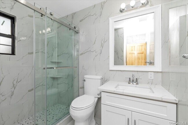 Building Photo - 245 Garfield Ave