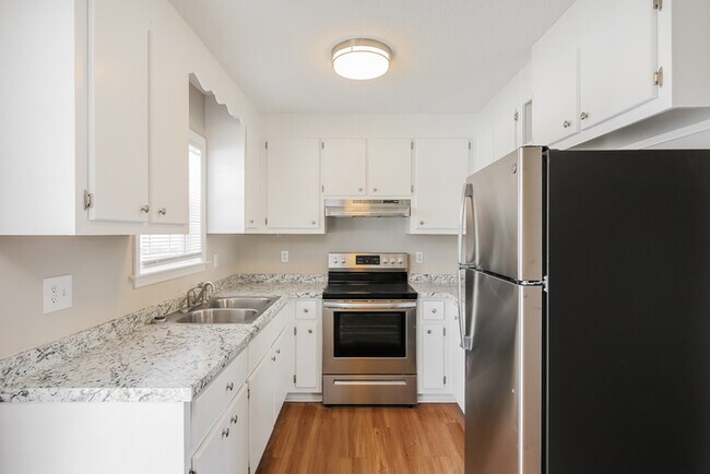 Building Photo - Charming 3-Bedroom Home in Greenville, SC