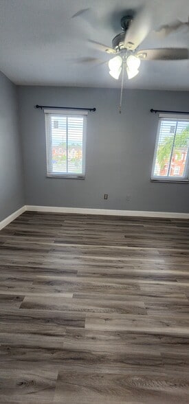 Building Photo - 640 SE 1st St