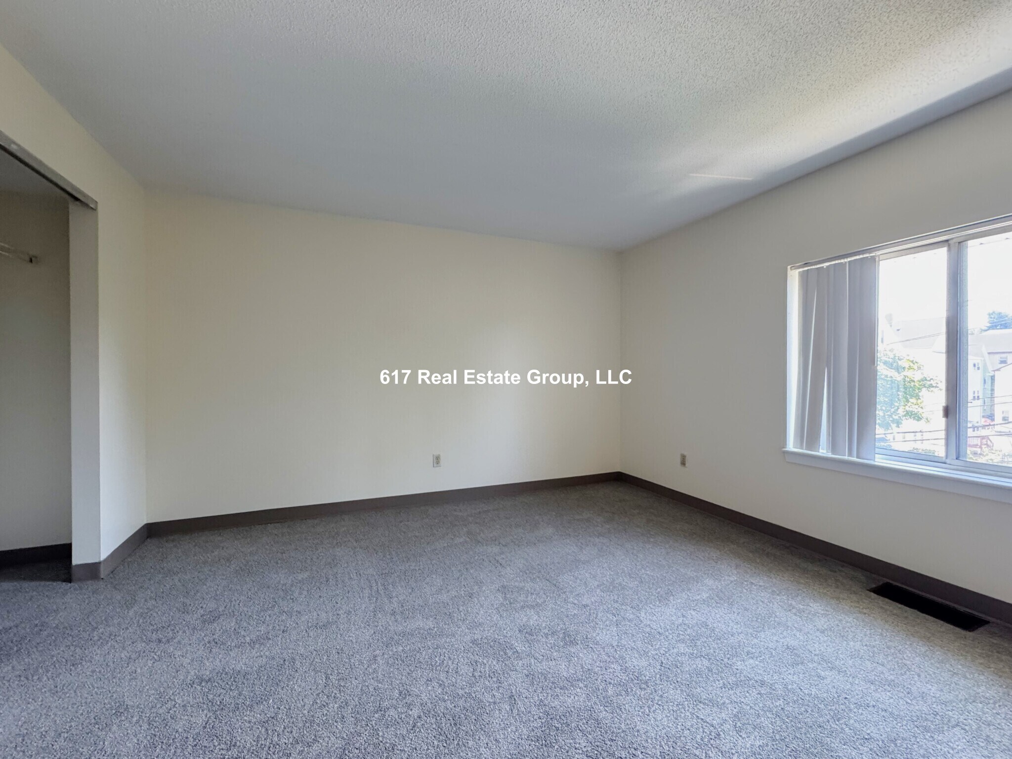 Building Photo - 148 N Beacon St