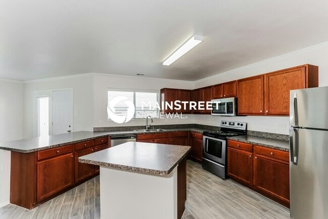 Building Photo - 3 Bedroom Pet-Friendly Home in VENUS, TX with Main Street Renewal