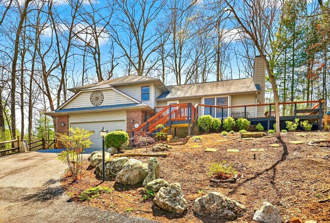 Building Photo - 6 Hunters Ridge Dr