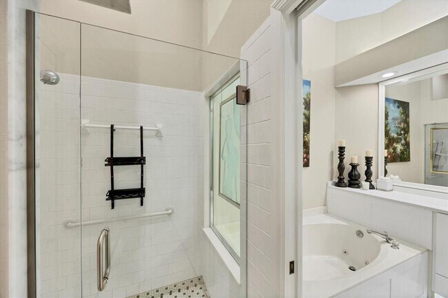 Building Photo - 7714 Whitebridge Glen