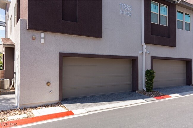 Building Photo - 11283 Cactus Tower Ave