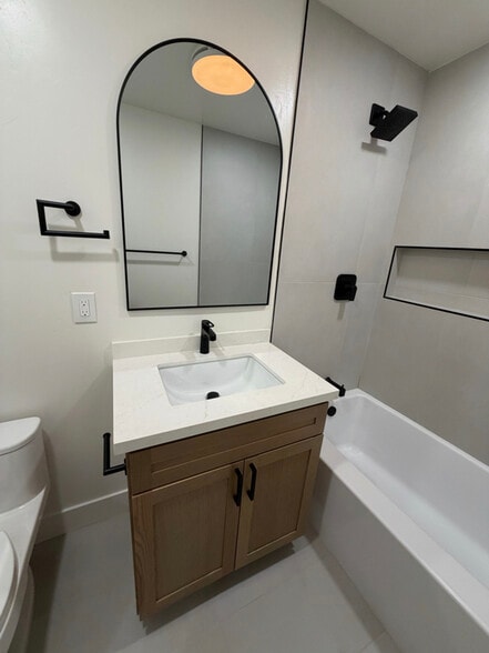 Building Photo - 363 Wisconsin Ave