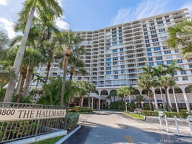 The Hallmark ¦ Exterior - 1 - 3800 S Ocean Dr