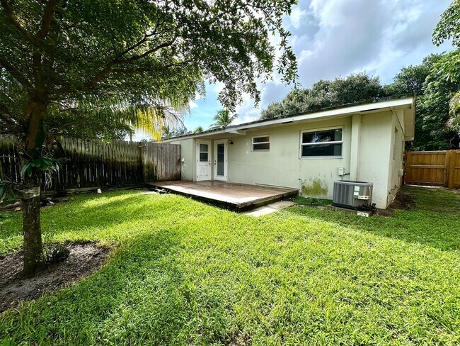 Building Photo - 3561 Burma Ct