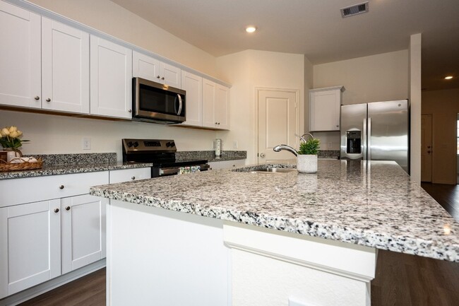 Building Photo - 5903 Grantgrala Dr