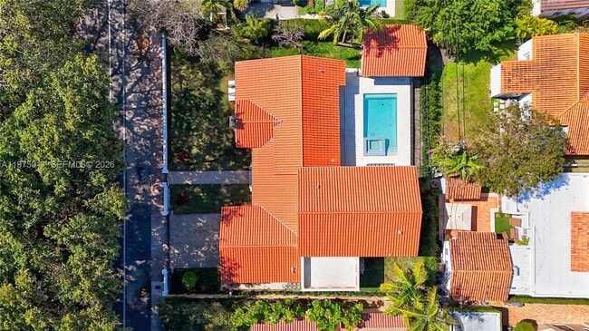 Building Photo - 519 Alhambra Cir