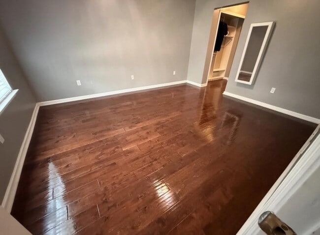 Building Photo - 8638 Grassy Oak Trail