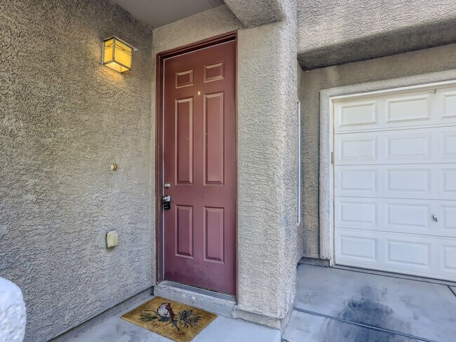 Building Photo - 8278 Annual Ridge St