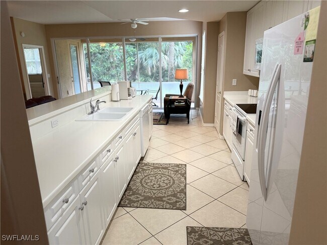 Building Photo - 13041 Sandy Key Bend
