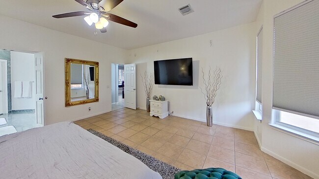 Building Photo - 1007 Brown Dr