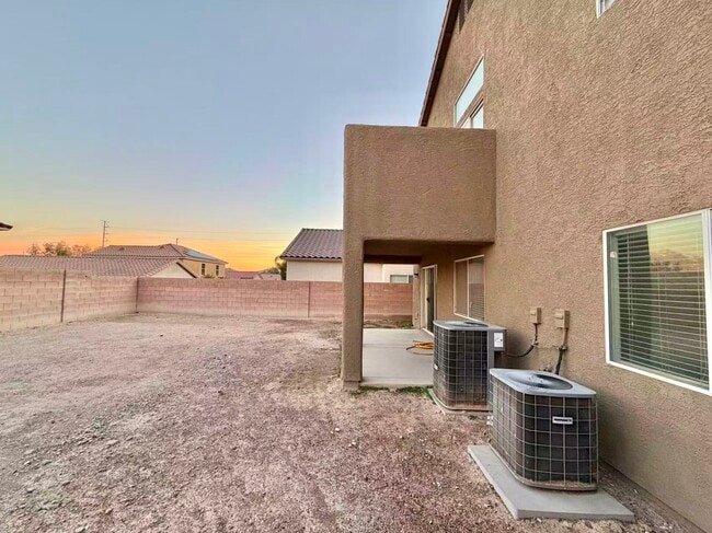 Building Photo - 6436 Casamar St