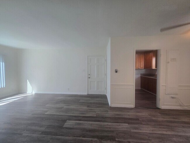 Interior Photo - #279
