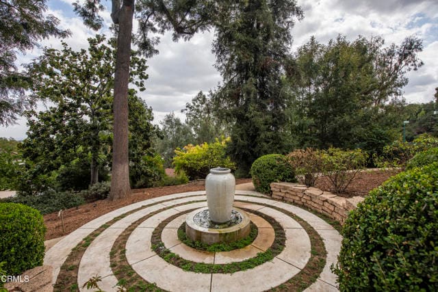 Building Photo - 851 Lyndon St