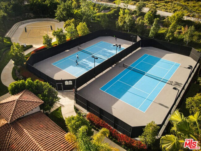 Building Photo - 24130 Tango Dr