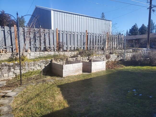 Building Photo - Indian Trail Corner Lot Home