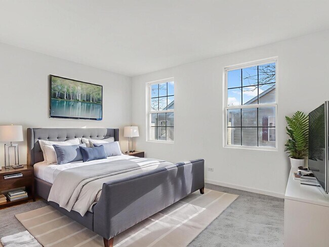 Building Photo - 1053 Symphony Dr